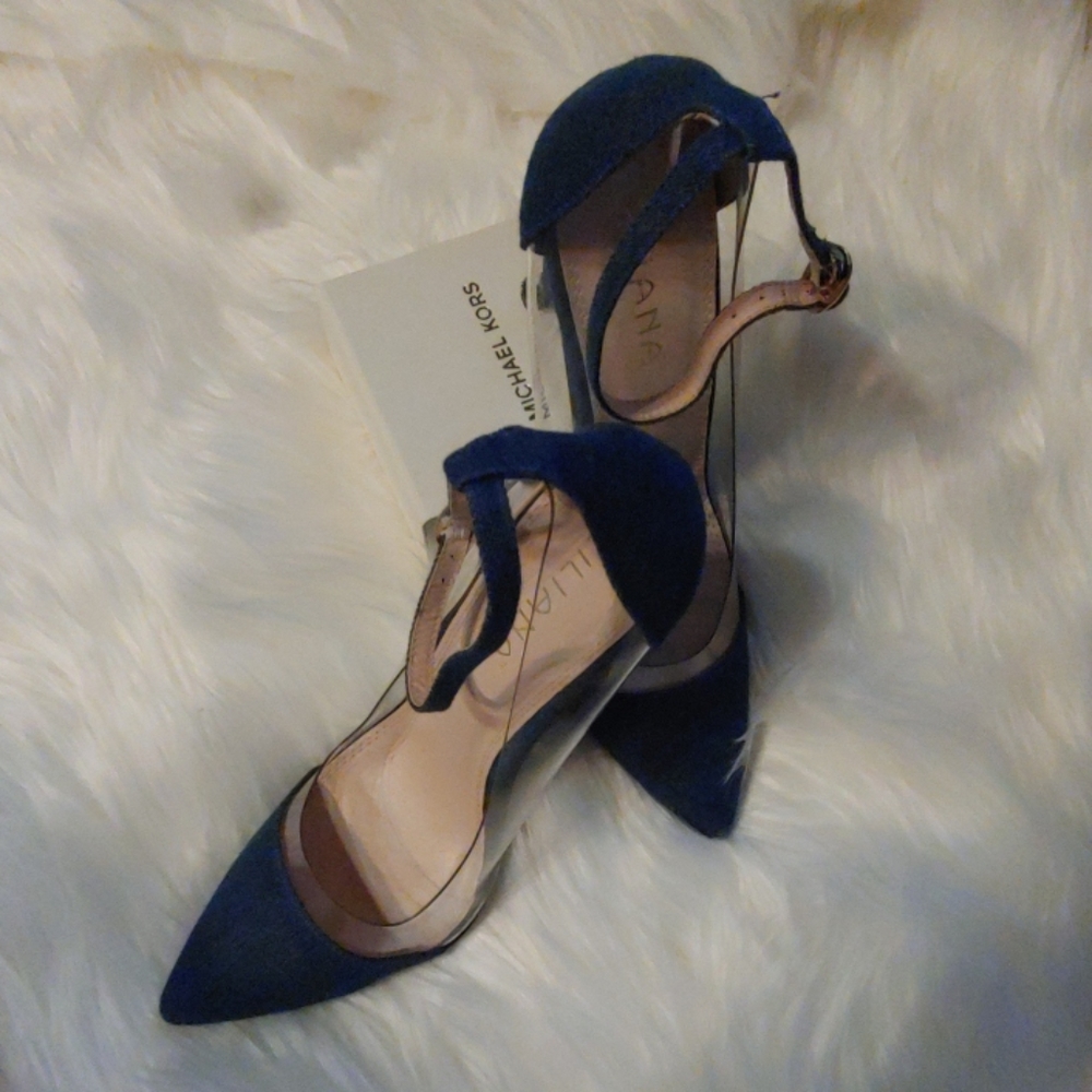 NWOT JEAN PUMPS HEELS